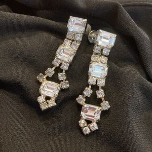 Vintage Rhinestone Screw-back Earrings
